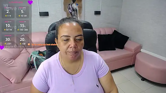 Snapshot of Penelope_Nipples_ chatting on 02-07-25, 12:06 Penelope Nipples online show from 02-07-25, 12:06