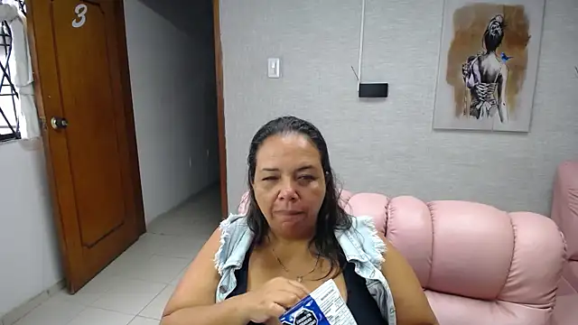 Snapshot of Penelope_Nipples_ chatting on 09-25-25, 12:09 Penelope Nipples online show from 09-25-25, 12:09