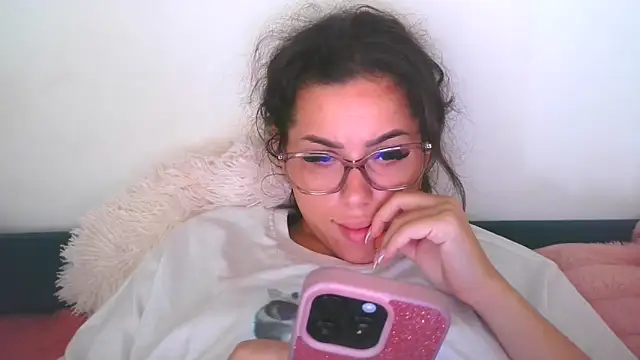 LovelyJulliette online show from 10-15-25, 12:16