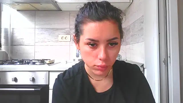 LovelyJulliette online show from 11-12-25, 01:44