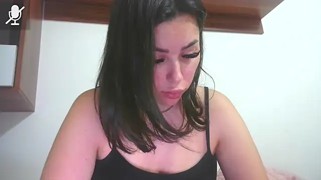 LovelyJulliette online show from 03-18-26, 06:22