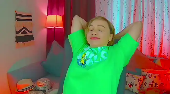 NandiSmile online show from 03-10-25, 07:42