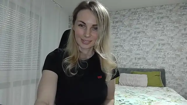AlissonBia online show from 04-26-26, 06:05