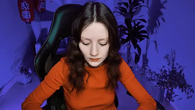 VeliraBraitberg online show from 02-22-25, 08:07