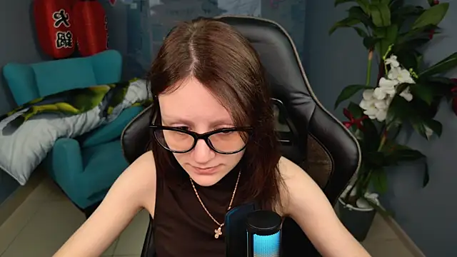 VeliraBraitberg online show from 07-22-26, 06:05