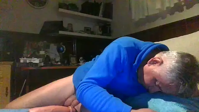 Snapshot of fransexdol chatting on 01-02-25, 01:06 fransexdol online show from 01-02-25, 01:06