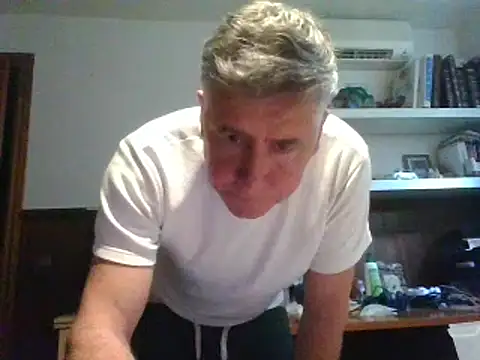 Snapshot of fransexdol chatting on 02-20-25, 09:33 fransexdol online show from 02-20-25, 09:33