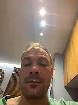 Adventurehotman online show from 04-04-26, 11:02