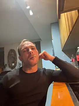 Adventurehotman online show from 04-12-26, 08:14