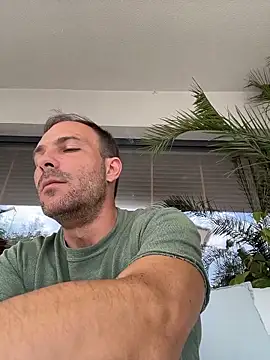 Snapshot of Adventurehotman chatting on 06-27-26, 01:39 Adventurehotman online show from 06-27-26, 01:39
