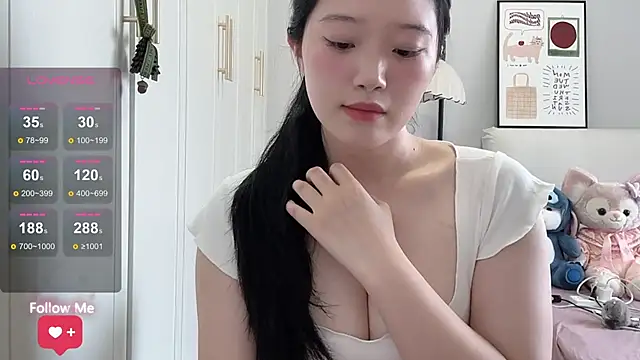 Snapshot of rose-u chatting on 07-22-26, 12:46 rose-u online show from 07-22-26, 12:46