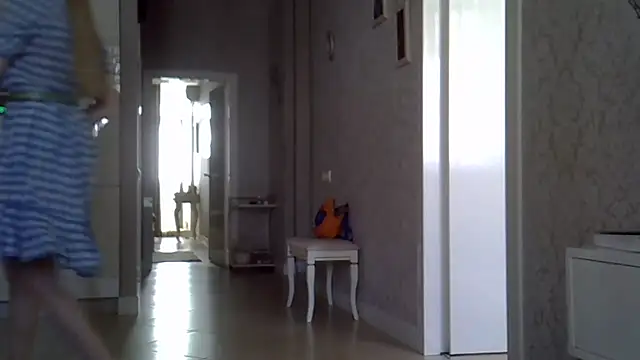 ZarinaSwift online show from 04-27-26, 04:43