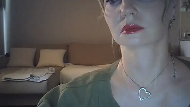 ZarinaSwift online show from 07-31-26, 12:04