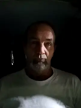 Hotbodyscottie online show from 12-20-24, 10:38