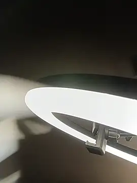 Hotbodyscottie online show from 10-29-25, 11:23