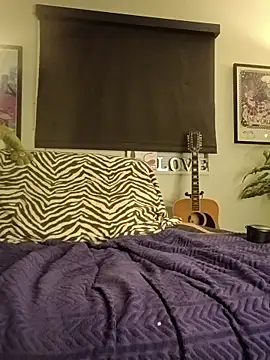 Hotbodyscottie online show from 11-01-25, 08:27