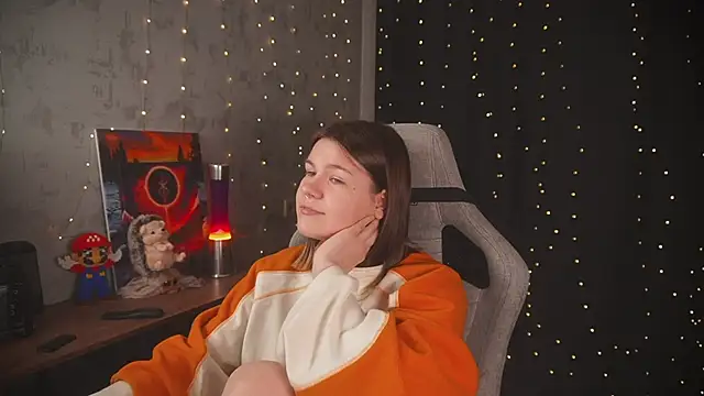 Snapshot of cuteamberlyyy chatting on 03-15-26, 04:51 cuteamberlyyy online show from 03-15-26, 04:51