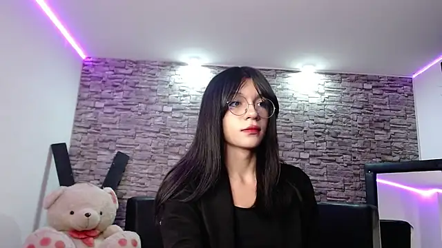 Snapshot of jeimy_garcia chatting on 02-06-25, 12:16 jeimy garcia online show from 02-06-25, 12:16
