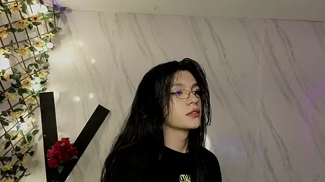 Snapshot of jeimy_garcia chatting on 12-02-25, 12:10 jeimy garcia online show from 12-02-25, 12:10