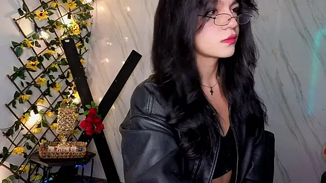 Snapshot of jeimy_garcia chatting on 03-09-26, 12:09 jeimy garcia online show from 03-09-26, 12:09