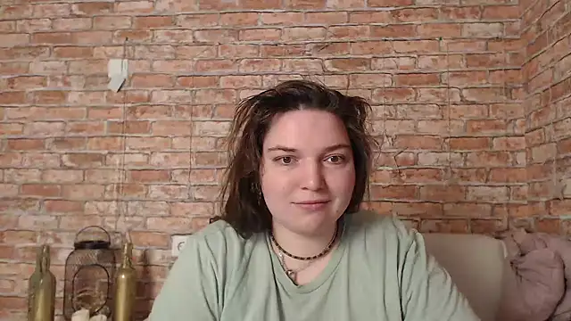 Amelia Kiss  online show from 01-18-25, 12:46