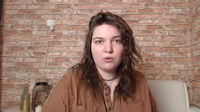 Amelia Kiss  online show from 01-24-25, 12:52