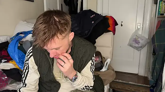 Snapshot of CupidZass chatting on 02-27-25, 01:38 CupidZass online show from 02-27-25, 01:38