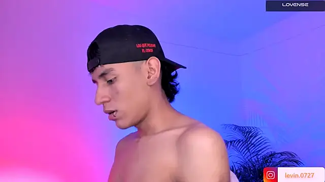 Levin Hikaru online show from 11-27-25, 03:52