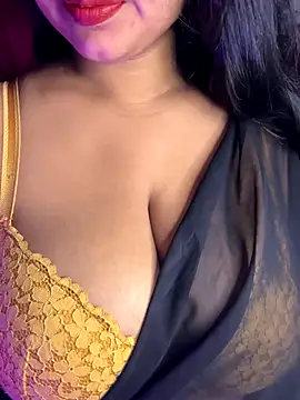 Snapshot of Playful__Princess chatting on 12-04-25, 03:27 Playful Princess online show from 12-04-25, 03:27