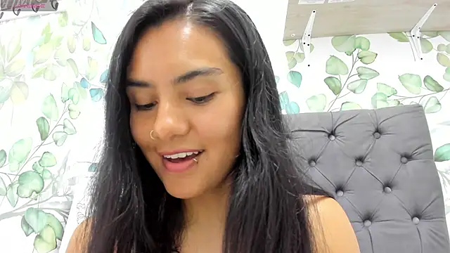 Snapshot of atilanadiaz7 chatting on 12-13-25, 07:53 atilanadiaz7 online show from 12-13-25, 07:53