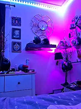 Snapshot of Twin2222 chatting on 09-24-25, 04:49 Twin2222 online show from 09-24-25, 04:49