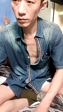 Snapshot of JJjing chatting on 09-09-25, 03:00 JJjing online show from 09-09-25, 03:00