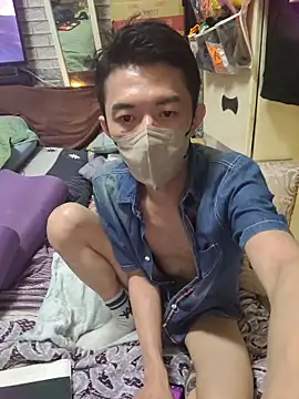 Snapshot of JJjing chatting on 10-26-25, 08:37 JJjing online show from 10-26-25, 08:37