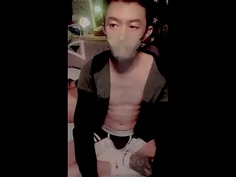 Snapshot of JJjing chatting on 11-04-25, 05:01 JJjing online show from 11-04-25, 05:01