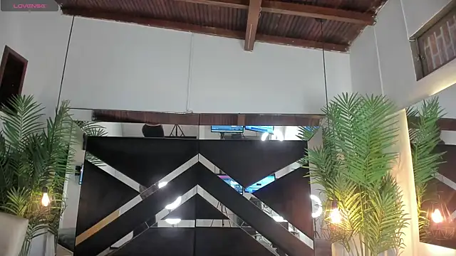 emily-fox online show from 07-04-26, 10:54