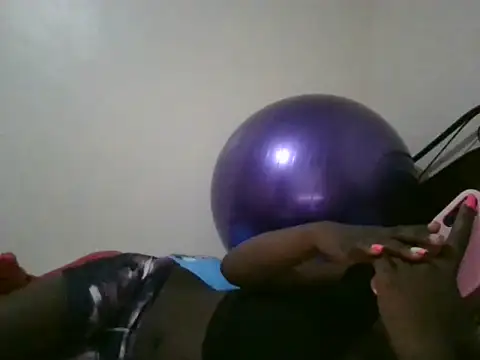 Snapshot of Sonnia_ chatting on 02-22-25, 10:42 Sonnia online show from 02-22-25, 10:42