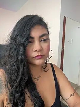 Juli Walker online show from 03-01-26, 04:20