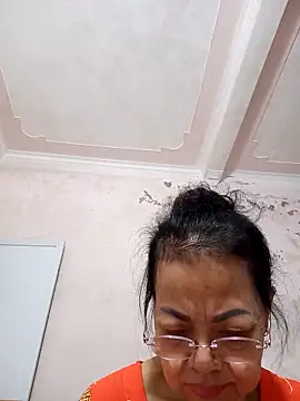 Hotestlove online show from 10-26-25, 11:31