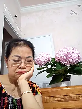 Hotestlove online show from 04-19-26, 10:56