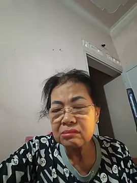 Snapshot of Hotestlove chatting on 06-02-26, 01:46 Hotestlove online show from 06-02-26, 01:46
