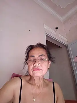 Hotestlove online show from 06-19-26, 11:03
