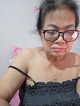 Hotestlove online show from 06-21-26, 02:19