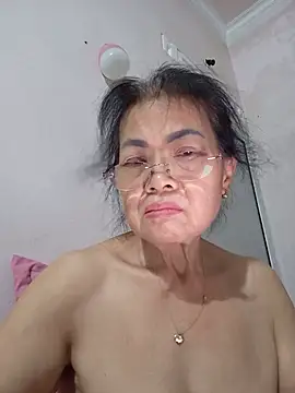 Hotestlove online show from 06-27-26, 02:12