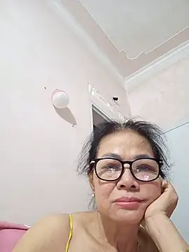 Hotestlove online show from 07-19-26, 12:42