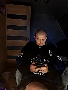 Foxyshaved online show from 04-29-26, 02:26