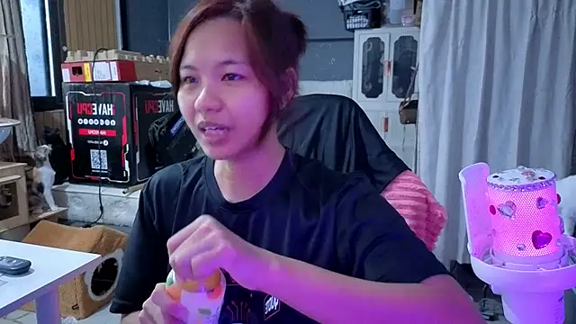 Kana G online show from 04-30-26, 02:40