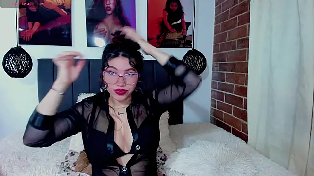 kyliejenner hot online show from 05-26-26, 03:13