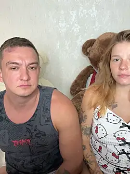 Snapshot of mia___mi chatting on 09-26-25, 06:39 mia mi online show from 09-26-25, 06:39