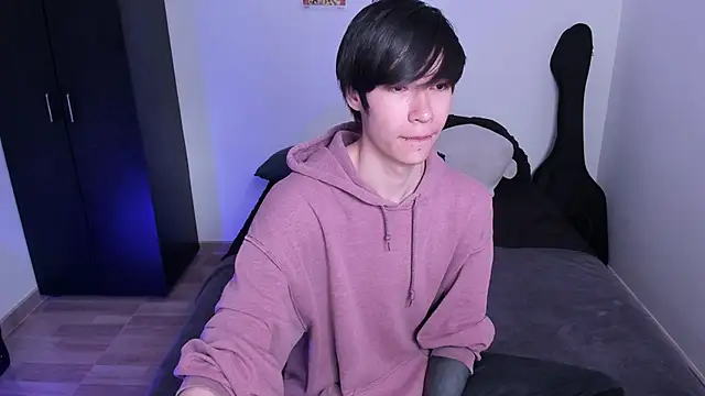 Snapshot of Aventure_Twinks chatting on 02-13-25, 05:11 Aventure Twinks online show from 02-13-25, 05:11