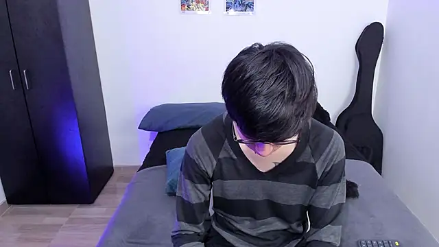 Snapshot of Aventure_Twinks chatting on 03-04-25, 07:54 Aventure Twinks online show from 03-04-25, 07:54